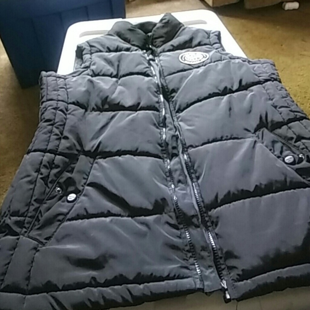 Black madden girl puffy vest